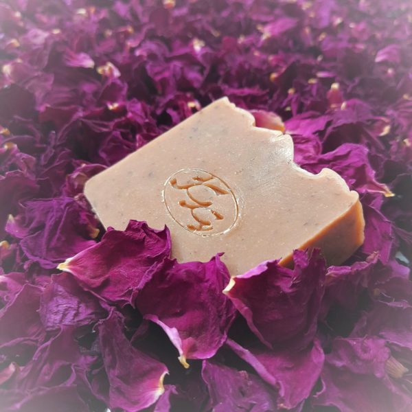 Krmešák Ruža - prírodné bylinkové mydlo