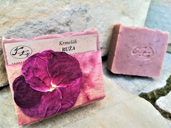 Krmešák Ruža - prírodné bylinkové mydlo